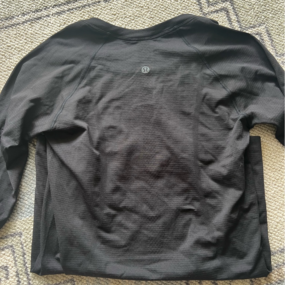 Long sleeve lululemon top